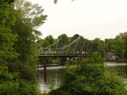 Glienicker Brücke